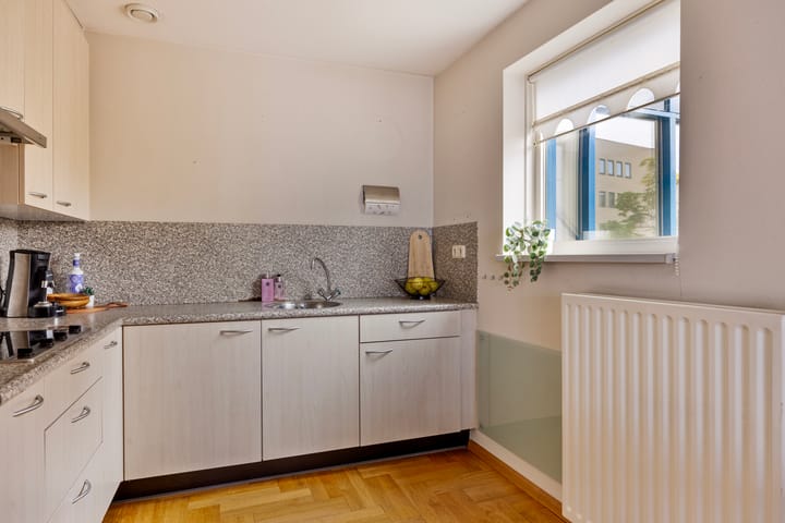 Photo 15 of Oldenzaalsestraat 10-28