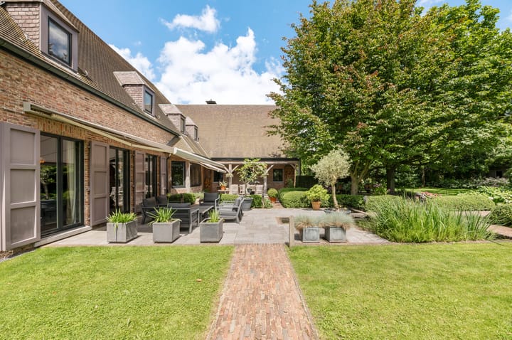 Foto 8 van Leemputten 20