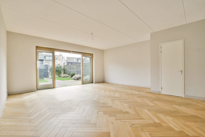 Foto 3 van Waadse Poldergracht 18