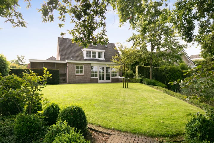 Photo 4 of Grevelingenhout 183