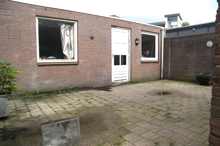 Bekijk foto 15 van Middenlaan 47