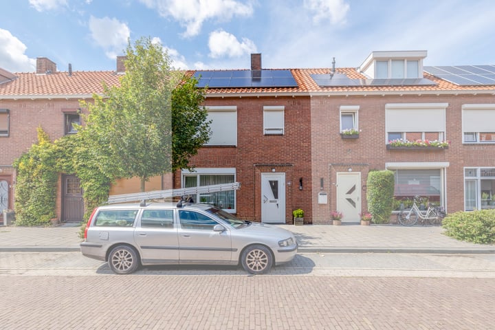 Bekijk foto 1 van Paulus Potterstraat 27