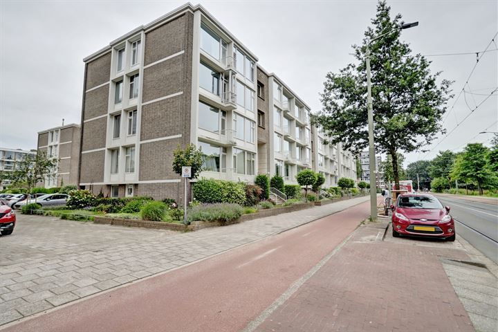 Bekijk foto 1 van Aaltje Noordewierstraat 69