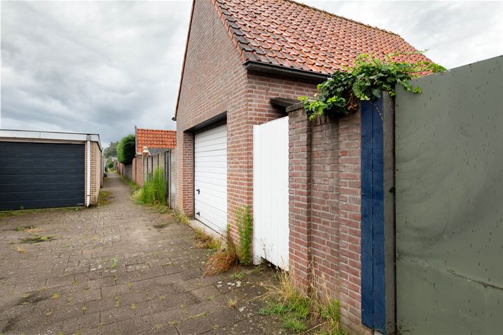 Bekijk foto 40 van Oude Huijbergsebaan 282