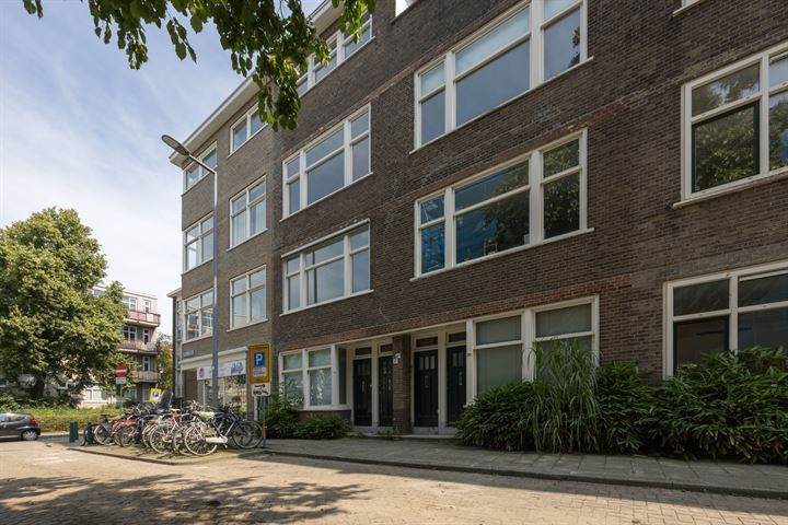 Bekijk foto 1 van Heemskerkstraat 4-B02