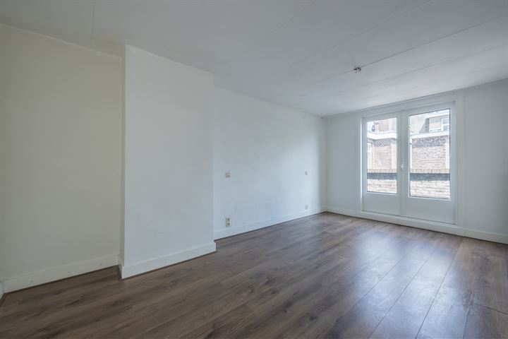 Bekijk foto 30 van Heemskerkstraat 4-B02