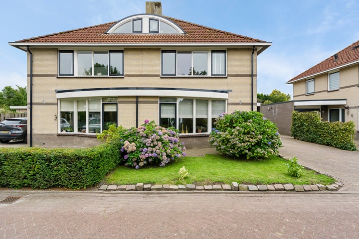Bekijk foto 2 van Het haarspit 10