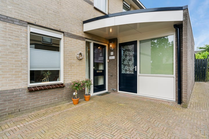 Bekijk foto 4 van Het haarspit 10