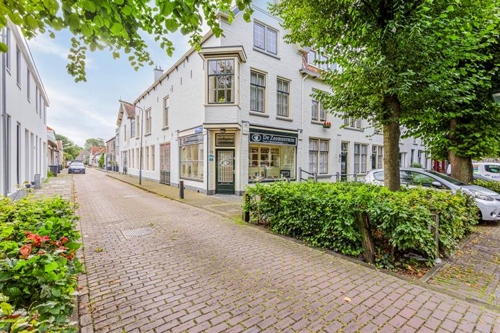 Bekijk foto 35 van Voorstraat 32