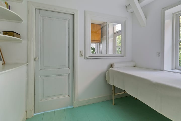 Foto 7 van Uitdammer Dorpsstraat 1-D