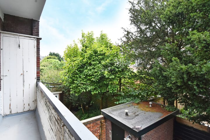 Foto 19 van Van Beuningenstraat 18-A