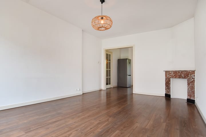 Foto 23 van Van Beuningenstraat 18-A