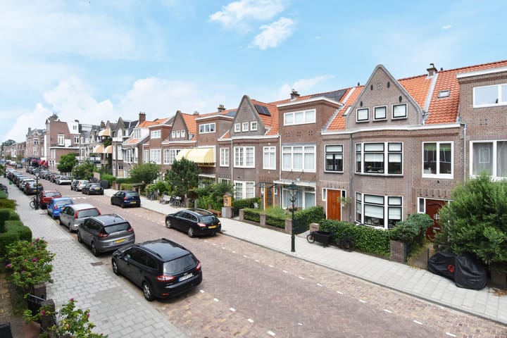 Foto 25 van Van Beuningenstraat 18-A