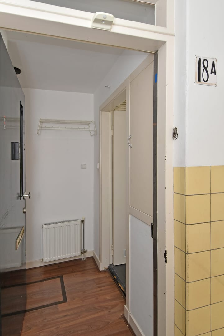 Foto 26 van Van Beuningenstraat 18-A