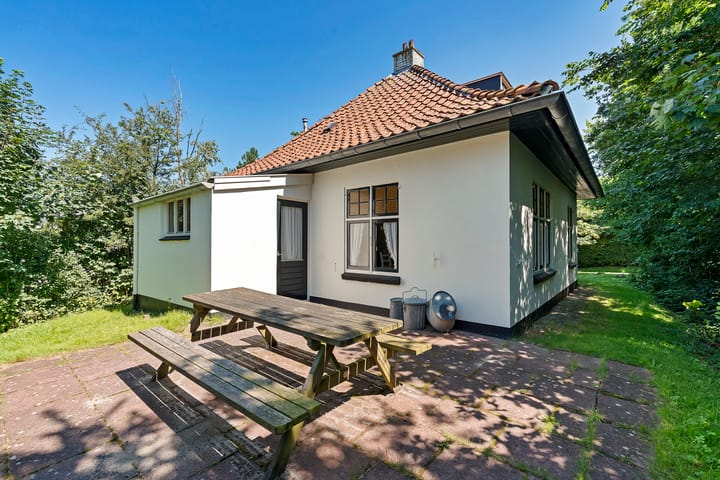 Foto 4 van van Westerholtlaan 1