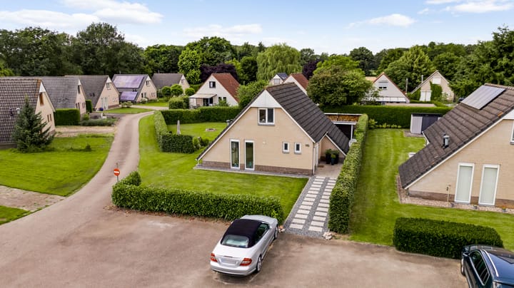 Foto 32 van Zwembadweg 2-115