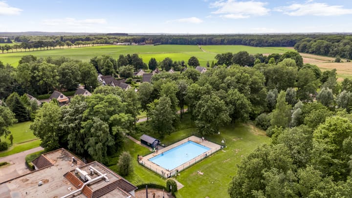 Foto 35 van Zwembadweg 2-115