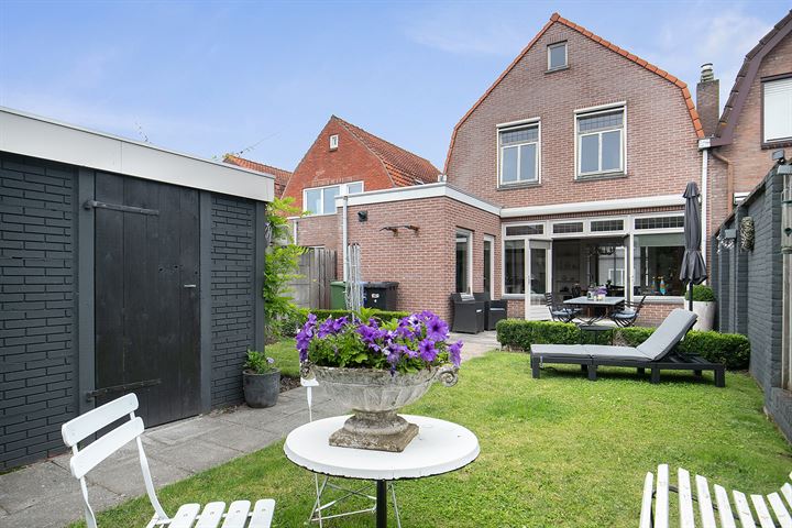 Bekijk foto 2 van Prins Hendrikstraat 45