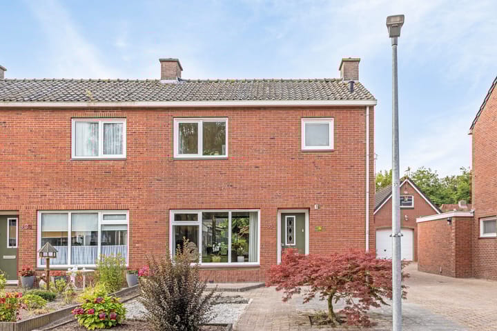 Foto 4 van Ds. J. Hekhuisstraat 35
