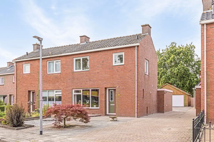 Foto 5 van Ds. J. Hekhuisstraat 35