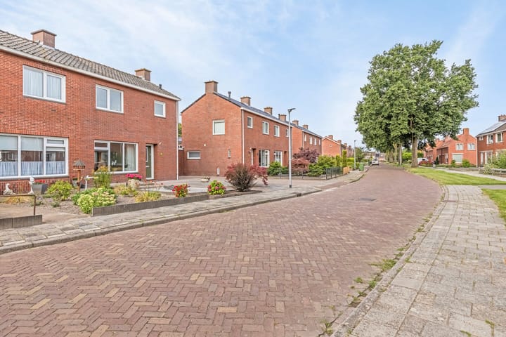 Foto 6 van Ds. J. Hekhuisstraat 35