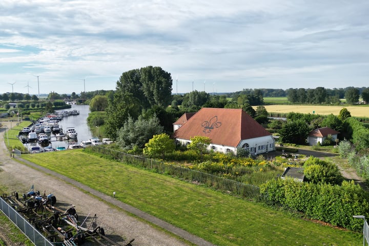 Bekijk foto 84 van Huizersdijk 35-A