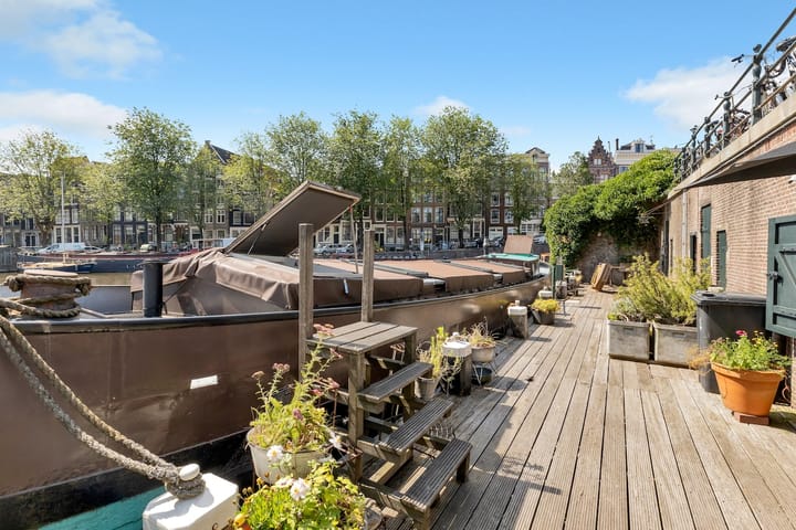 Photo 4 of Binnenkant 1-B