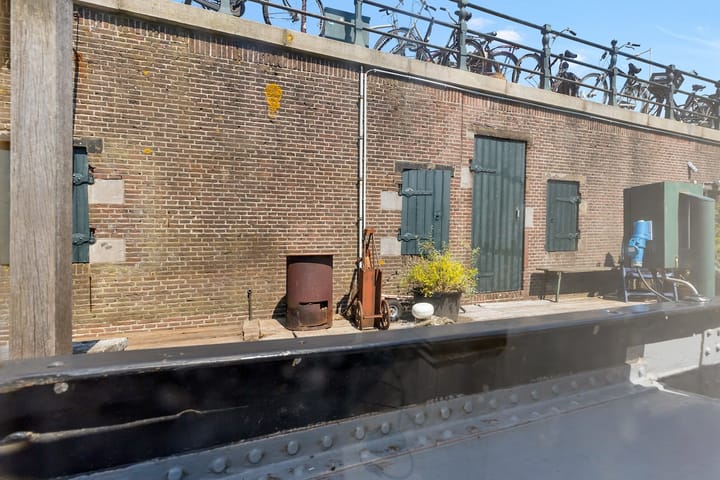 Photo 6 of Binnenkant 1-B