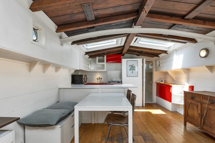 Photo 13 of Binnenkant 1-B