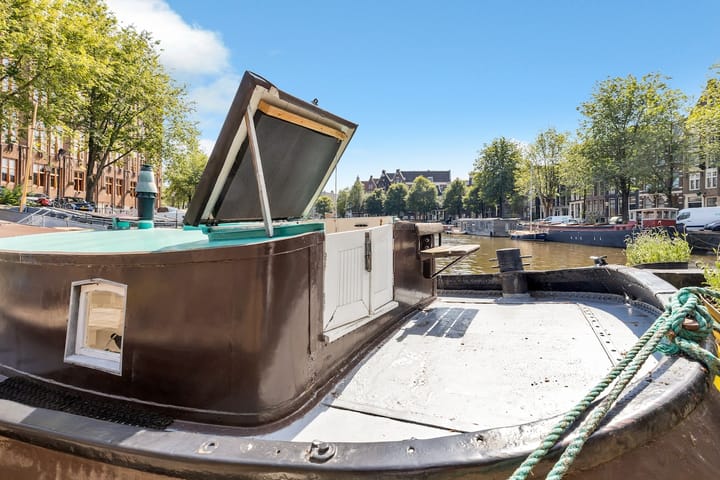 Photo 24 of Binnenkant 1-B