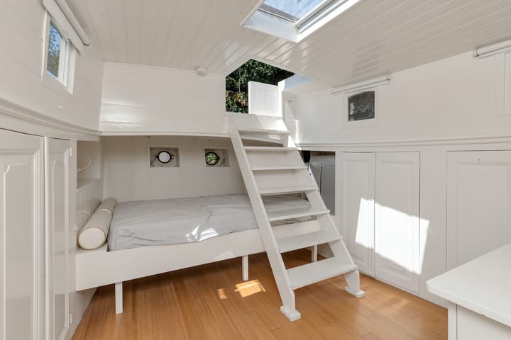 Photo 25 of Binnenkant 1-B