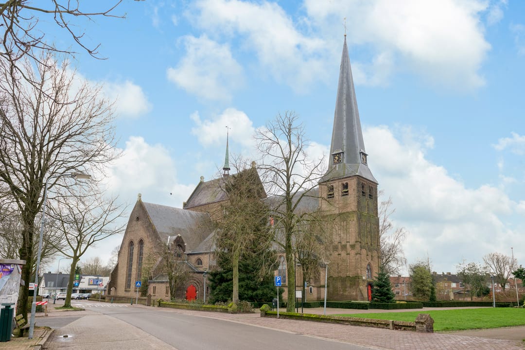 Photo 2 of Dorpstraat 7