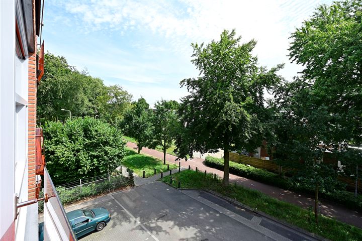 View photo 3 of Gelreweg 67