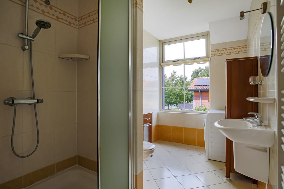 Foto 37 van Velletriweg 4-A