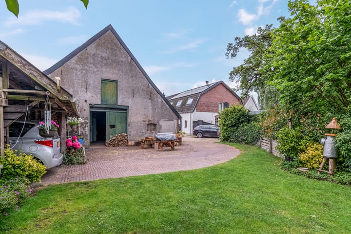 Foto 7 van Overstraat 39