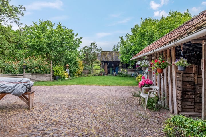 Foto 9 van Overstraat 39