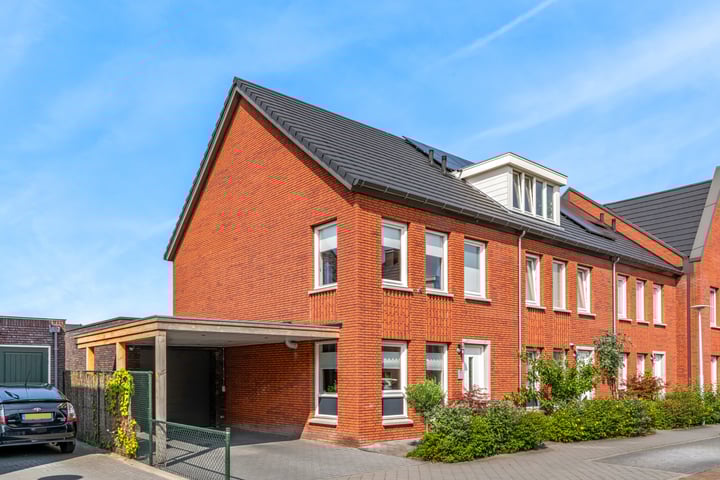 Bekijk foto 2 van Honingbesstraat 5
