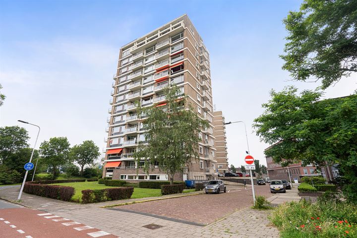 Bekijk foto 31 van Plantijnstraat 47