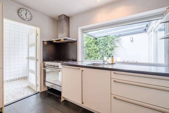 Foto 10 van Burg. Vogelslaan 142