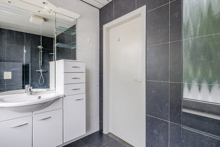 Foto 24 van Burg. Vogelslaan 142