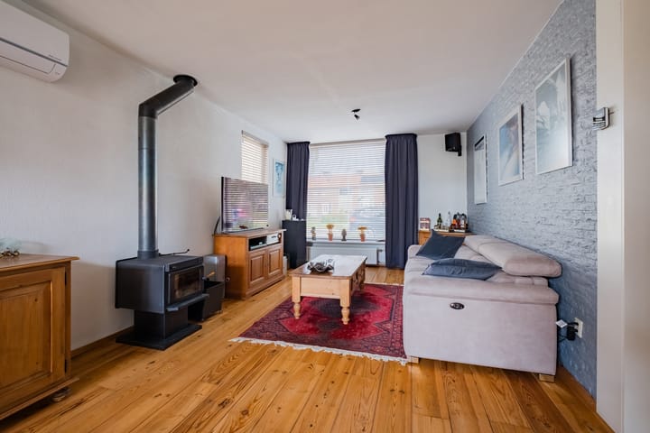 Foto 8 van Herpenstraat 11