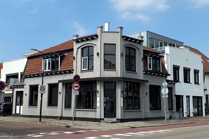 Kennemerstraatweg 107, Heiloo