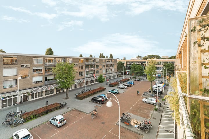 Foto 28 van Christiaan Huygensplein 8-3