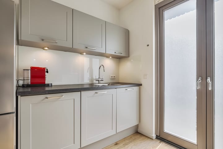 Foto 12 van Remisepavé 4