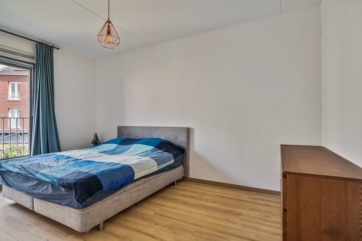 Foto 15 van Remisepavé 4