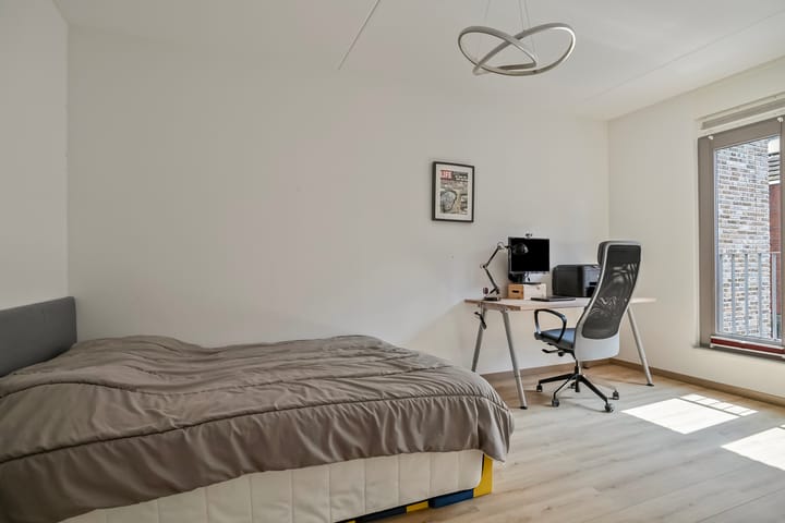 Foto 19 van Remisepavé 4