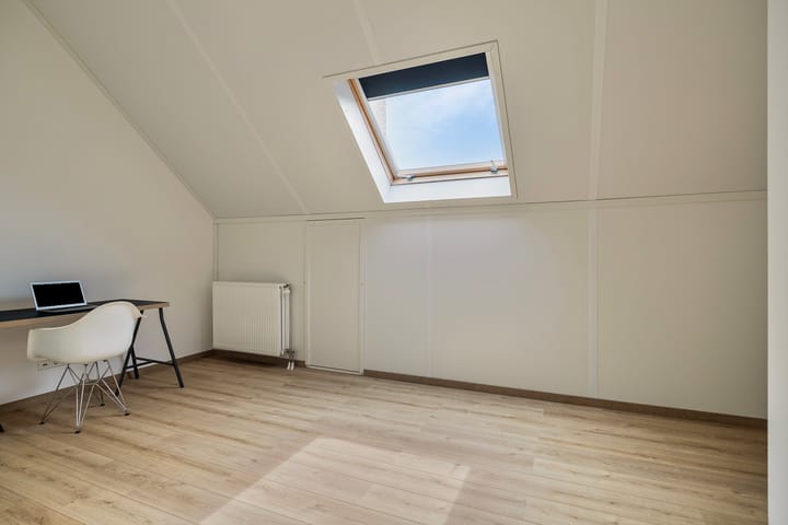 Foto 28 van Remisepavé 4