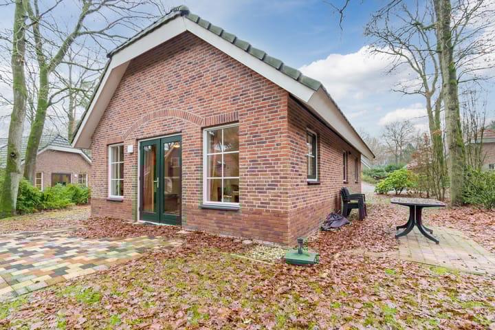 Foto 26 van Hof van Halenweg 2-141