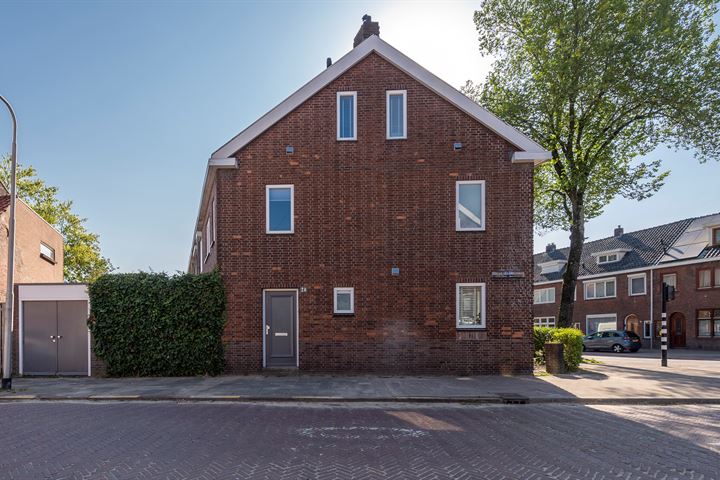 Bekijk foto 3 van Oscar Leeuwstraat 24