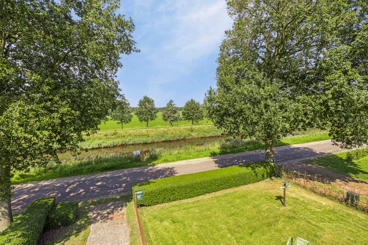 Bekijk foto 2 van B.L. Tijdensweg 32